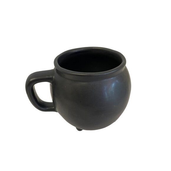 RAE Dunn Artisan Cauldron Black Witchs Brew Cauldron Halloween Mug Cup 8" Colle - Picture 2 of 5
